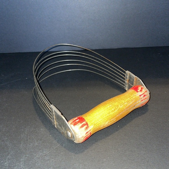 Vintage Potato Masher Wood Handle Kitchen Hand Manual Gadgets Tools Baking Prep - Picture 4 of 10